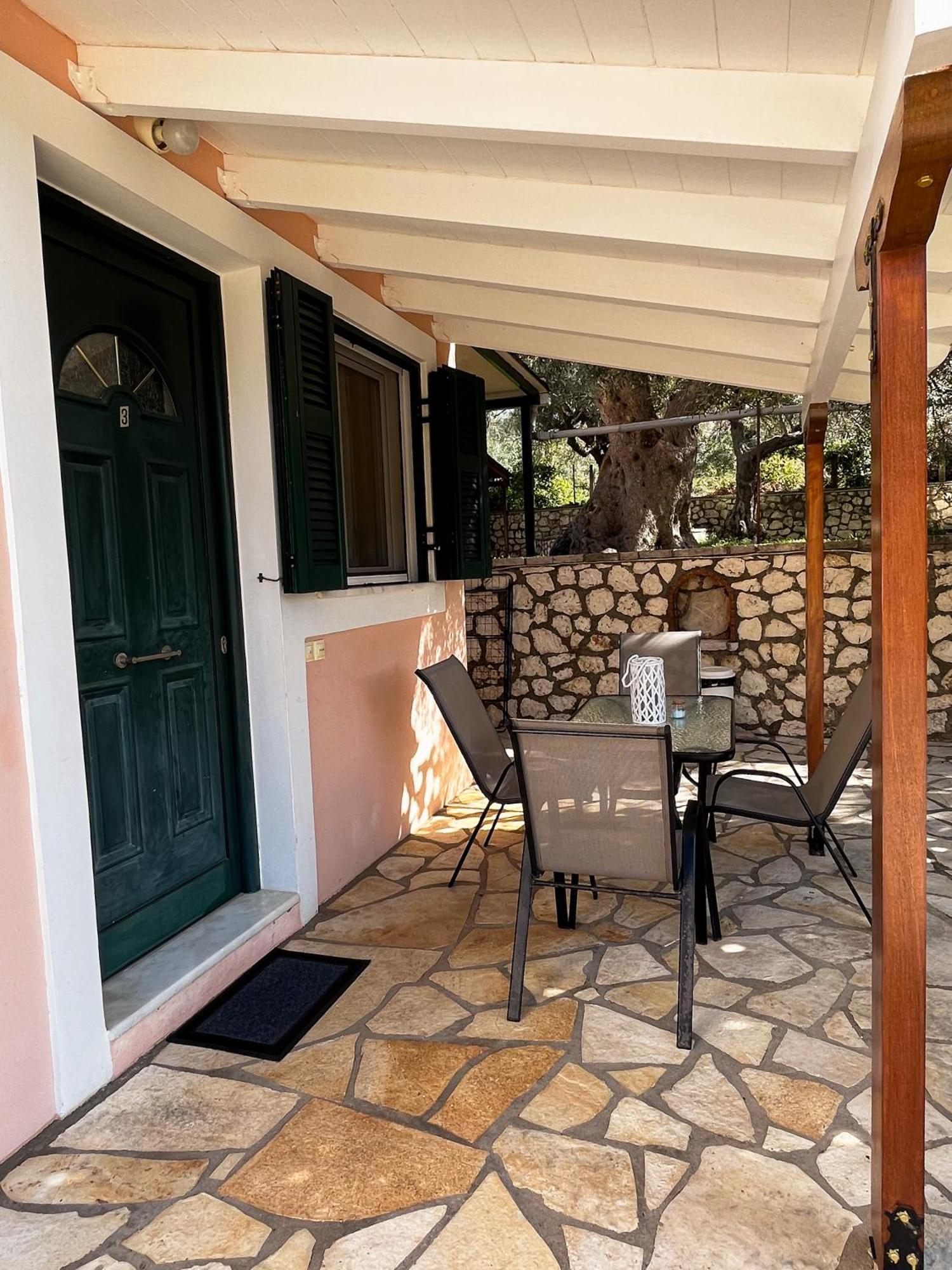 Tsoukaládhes Esperia Studios מראה חיצוני תמונה